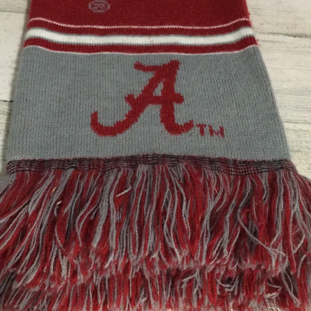 Alabama Crimson Tide red gray white scarf with tassels